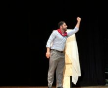 AMA Calabria fa commuovere con “Al posto sbagliato” nell’anteprima della stagione teatrale